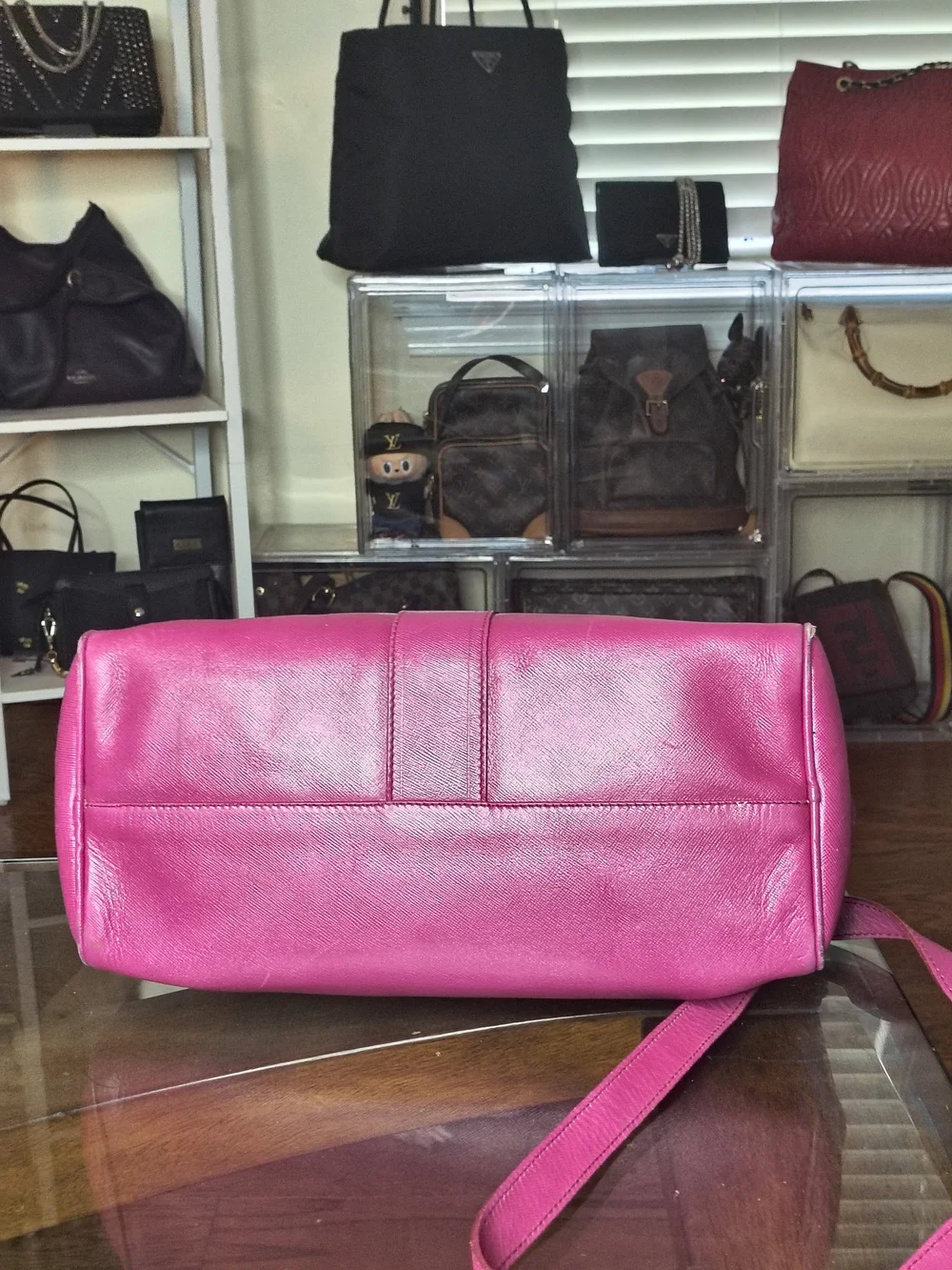 Authentic Vintage Pink Fendi Leather Shoulder Bag With Gold Hardware - Medium Sz